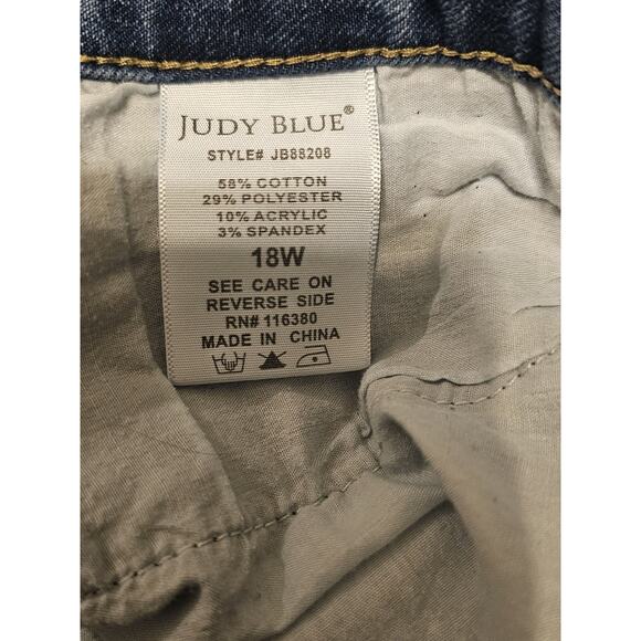Judy Blue Jeans Women 18W Boyfriend Fit High Rise Light Stretch Frayed - Picture 4 of 10